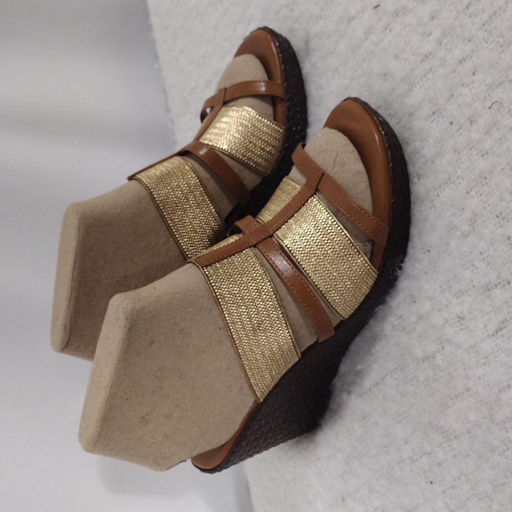 EUC Italian Shoemakers "Mansion" Cognac/Gold Platform Slide Sandals size 7.5M